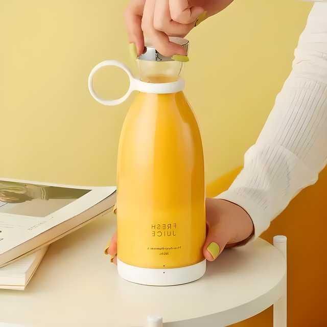 Mini Mixer Grinder Bottle – Portable USB Blender for Juice & Shakes